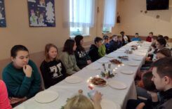Więcej o: Warsztaty świąteczne w SOSW w Wąsoszu
